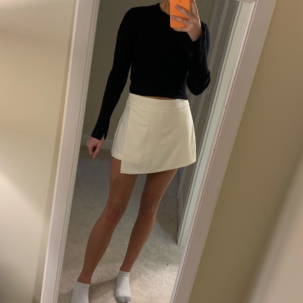 Forever 21 side slit mini skirt (white) size M